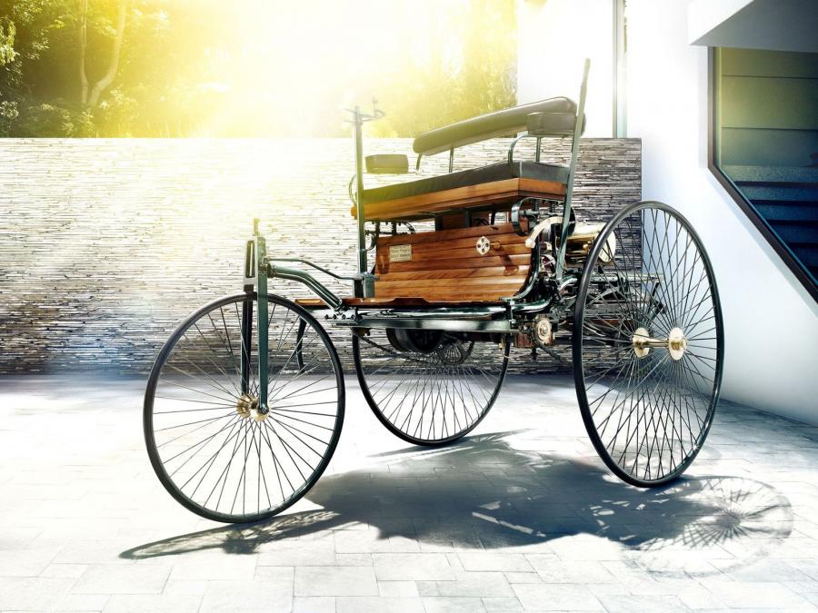  Benz Patent Motorwagen Typ I 1885 года  (фото 8 из 25)